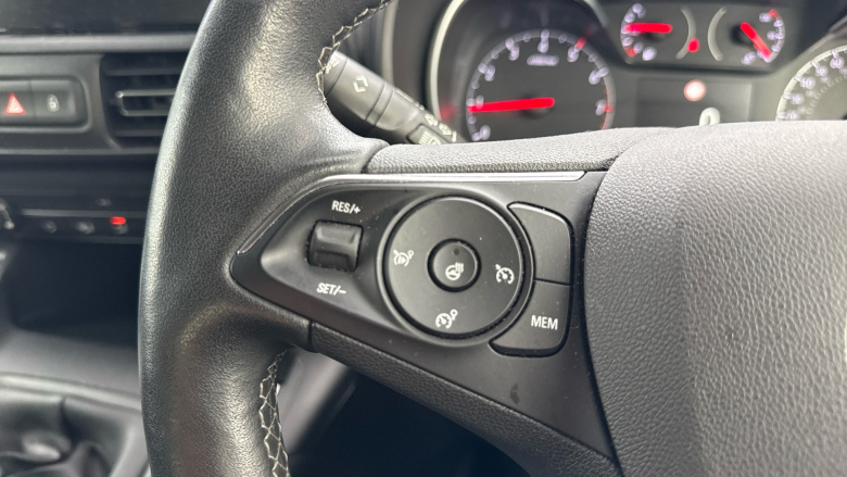 Vauxhall Combo Life 1.5 Turbo D SE 5dr Diesel Estate